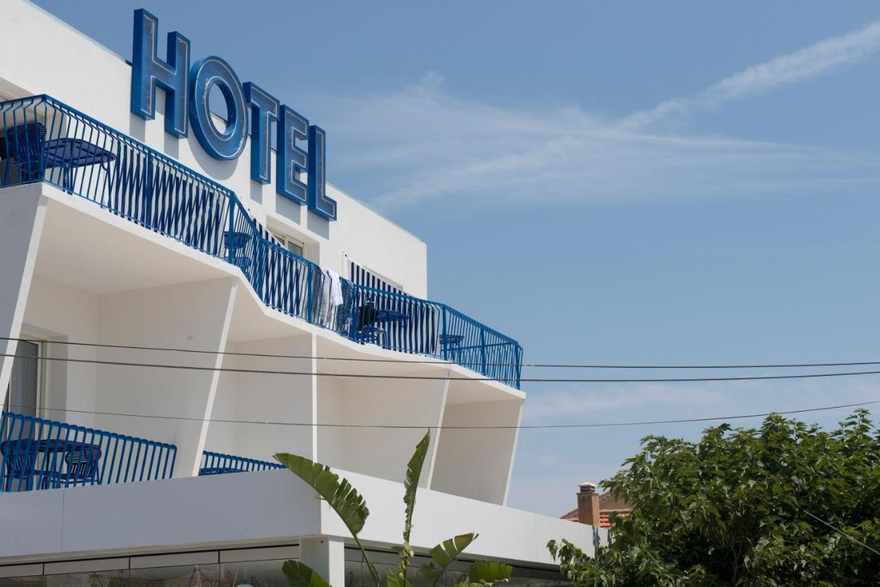Hotel La Reine Jane イエール エクステリア 写真