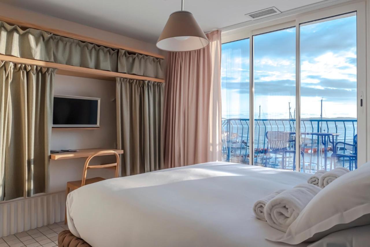 Hotel La Reine Jane イエール エクステリア 写真