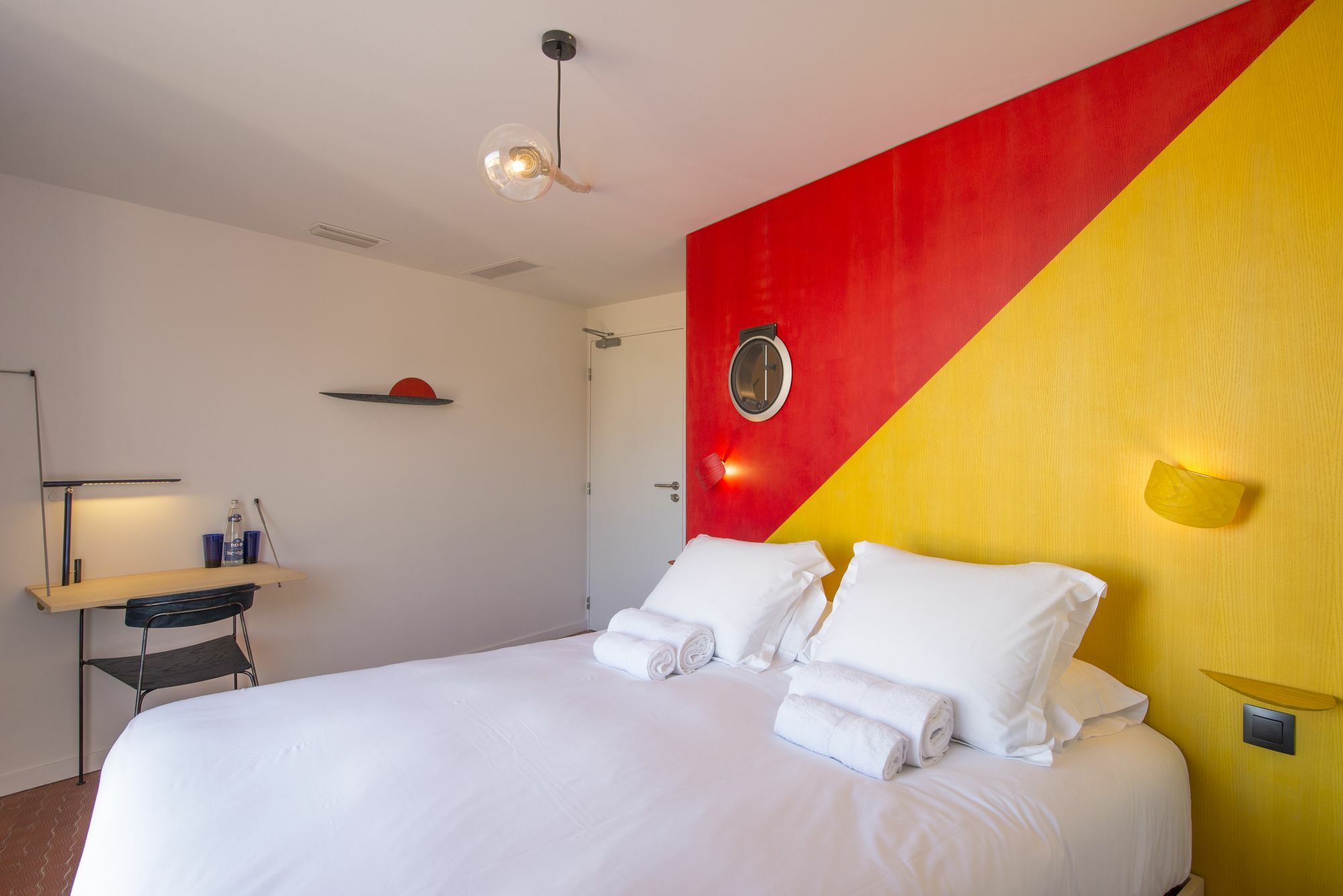 Hotel La Reine Jane イエール エクステリア 写真
